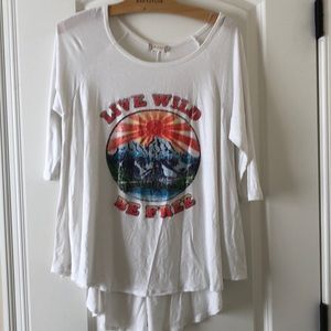 Altar’d State 3/4 sleeve tee
